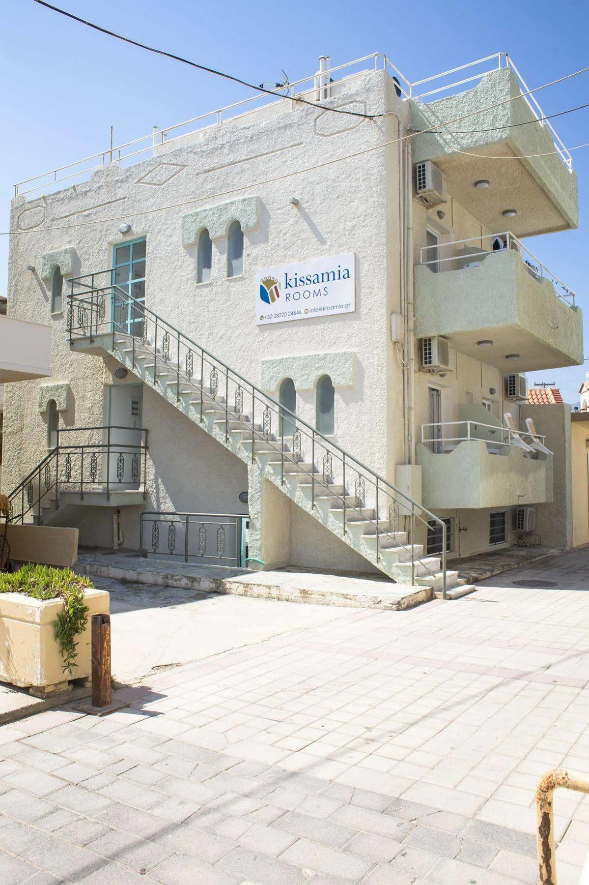 Kissamia Rooms - Next To Night Clubs Kissamos Exterior photo