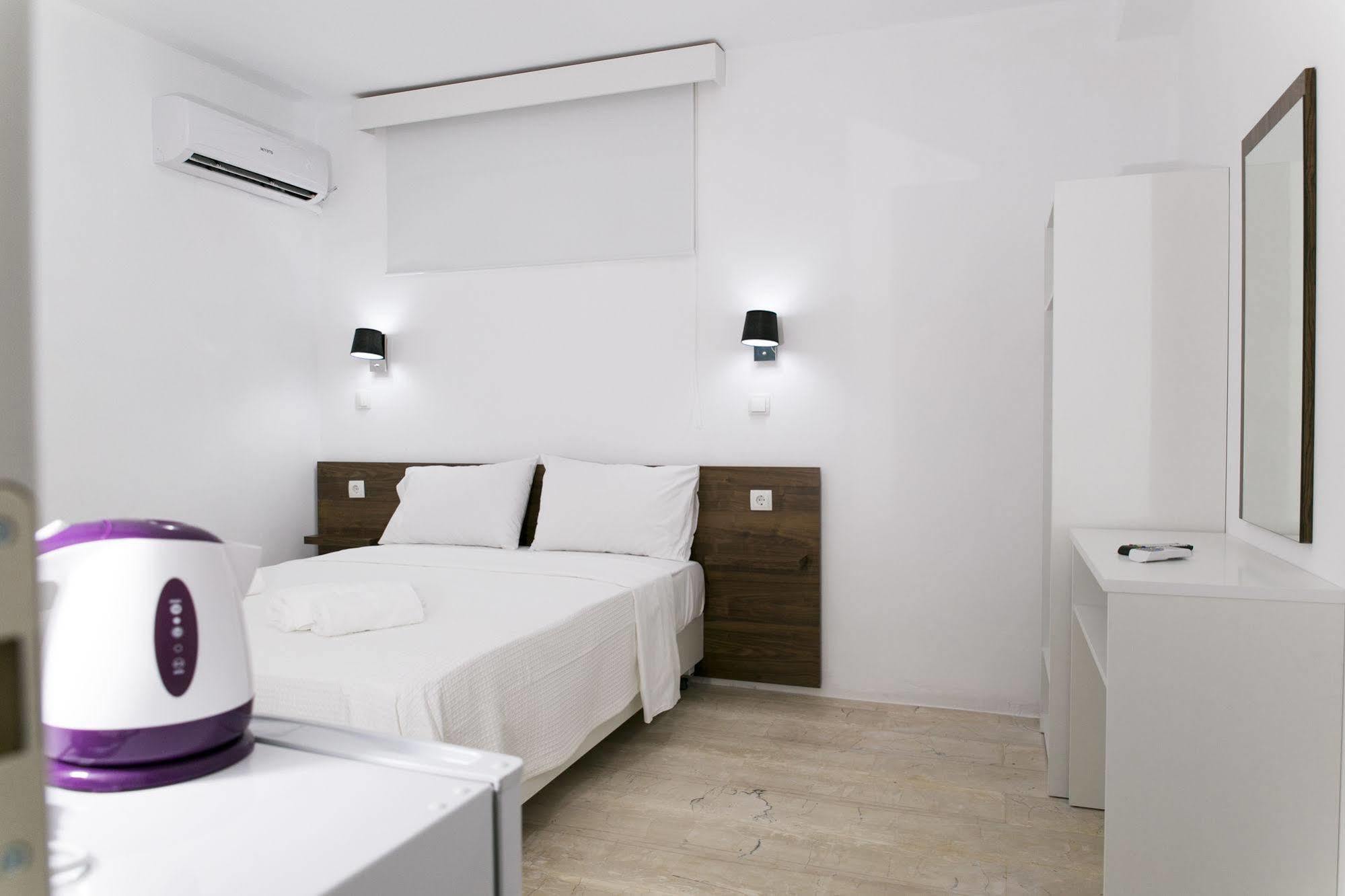 Kissamia Rooms - Next To Night Clubs Kissamos Exterior photo